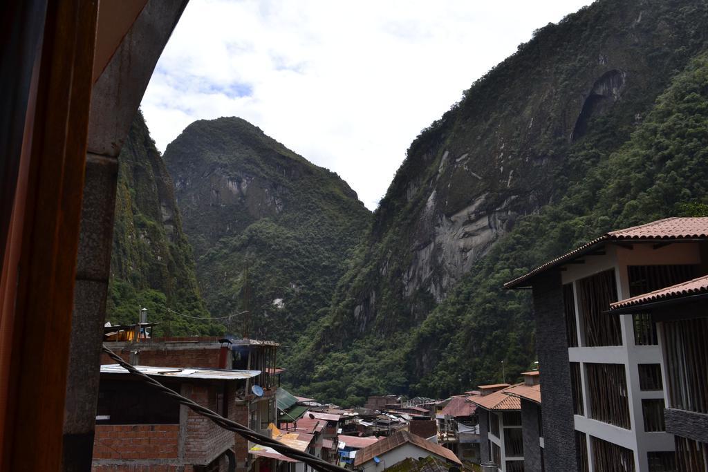 Готель New Day Machu Picchu Aguas Calientes Екстер'єр фото